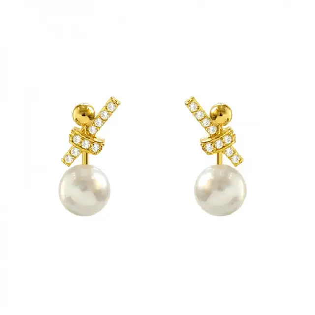 Water Diamond Pearl Earrings