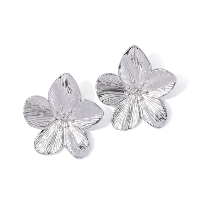 Retro Flower Earrings