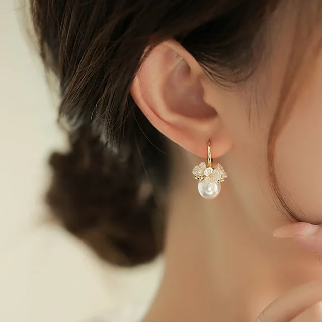 Flower Pearl Hoop Earrings