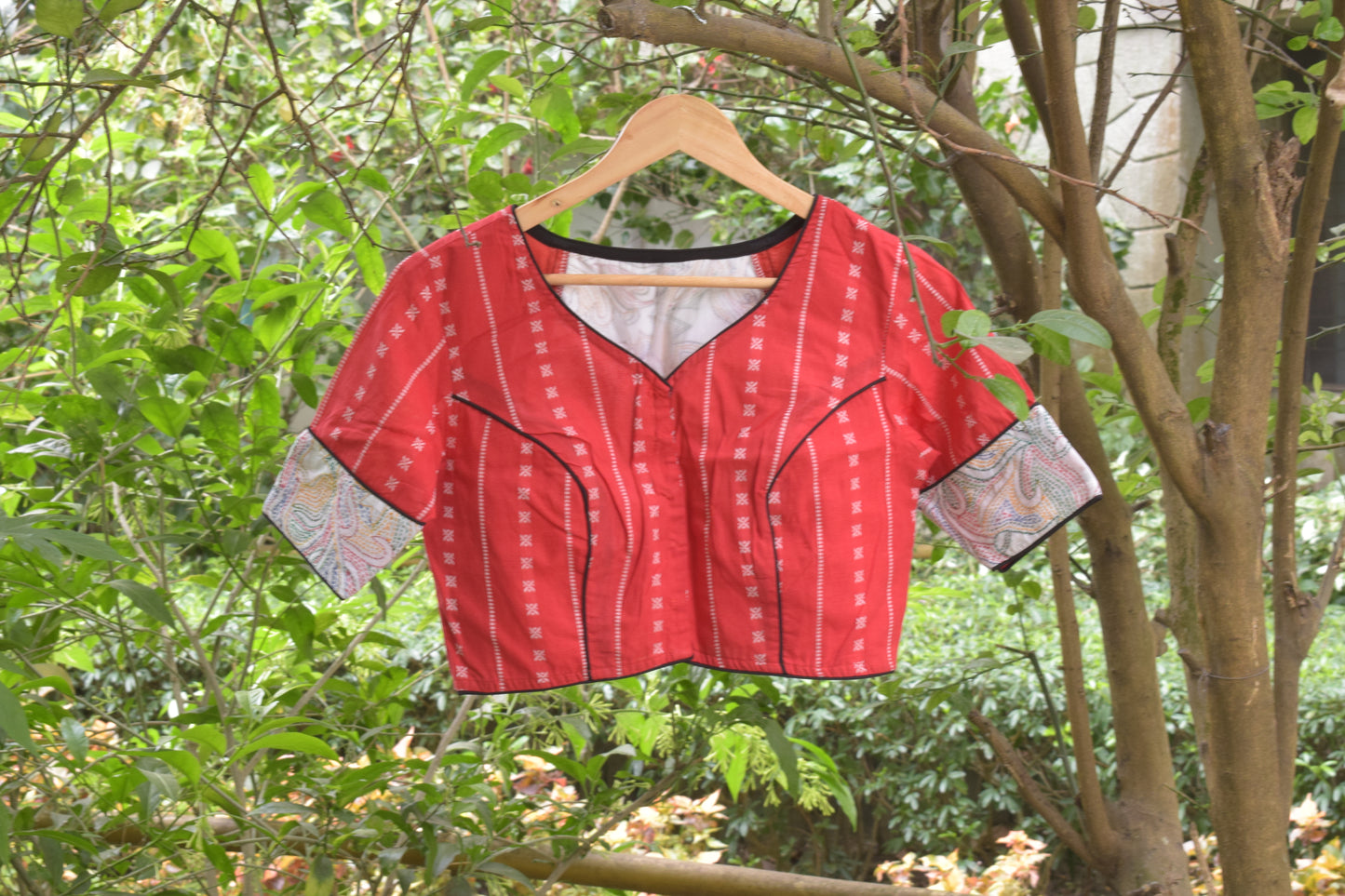 Begampuri Katha-Stitch Blouse