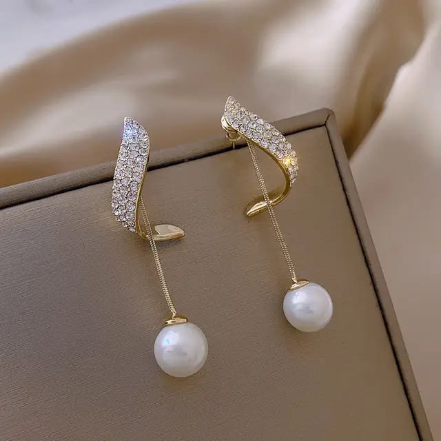 Diamond Pearl Earrings